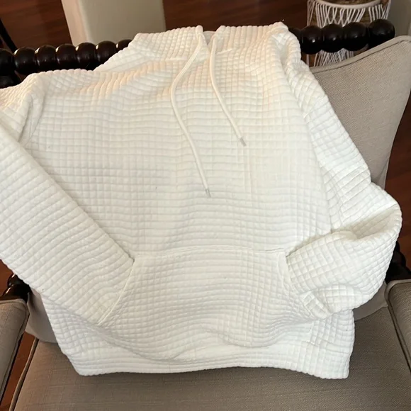 Shewin HOODED SWEATSHIRT with POCKET - Picture 6 of 8